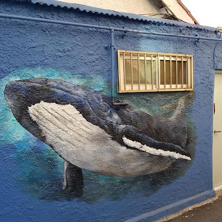 סיאול Jinho'S Black Whale Guest House & Bar מראה חיצוני תמונה