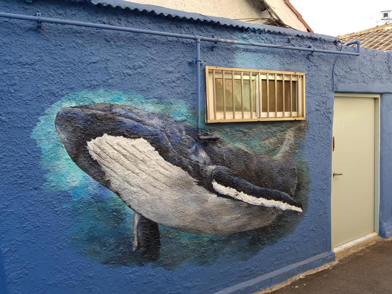 סיאול Jinho'S Black Whale Guest House & Bar מראה חיצוני תמונה