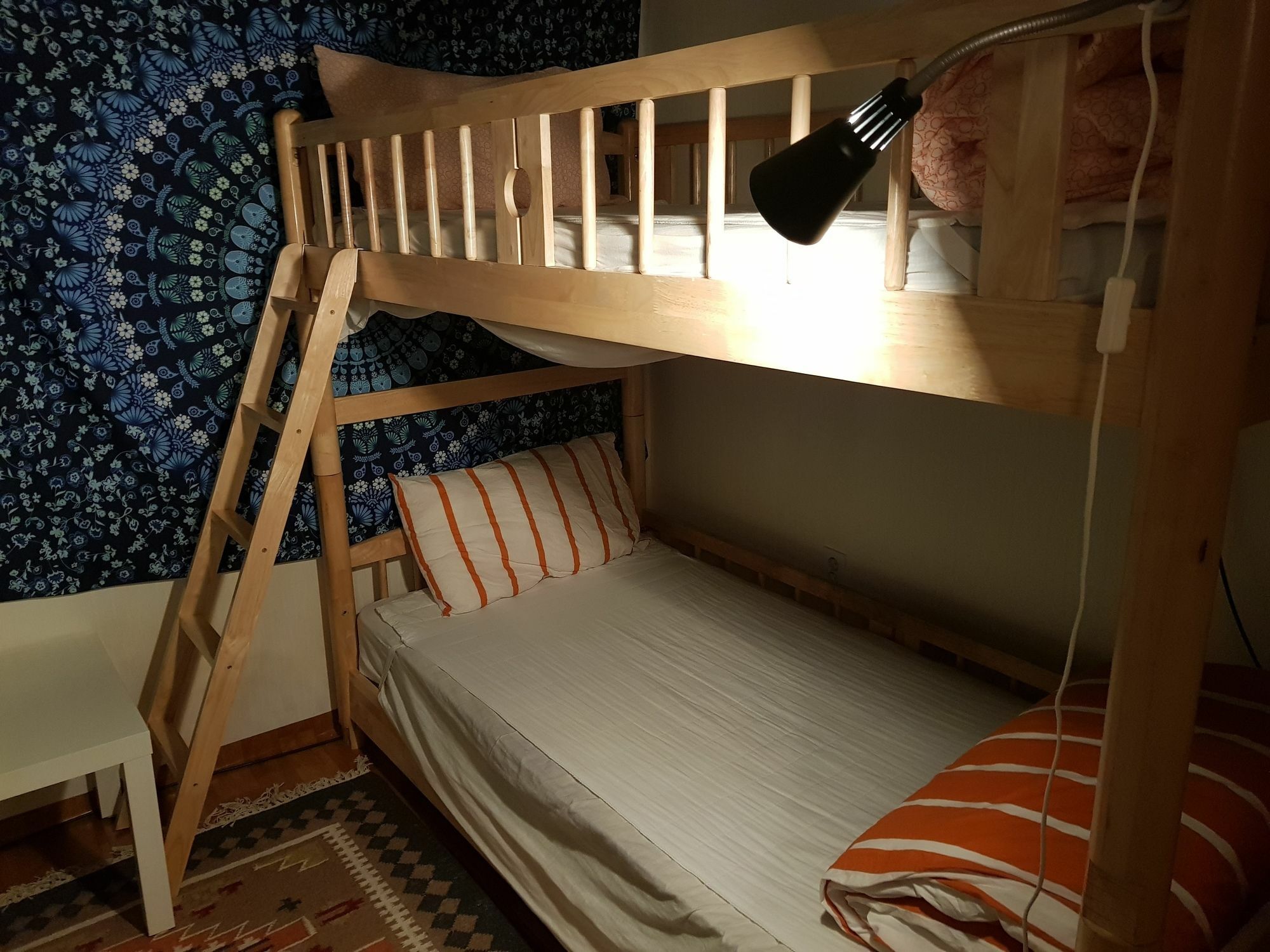 סיאול Jinho'S Black Whale Guest House & Bar מראה חיצוני תמונה